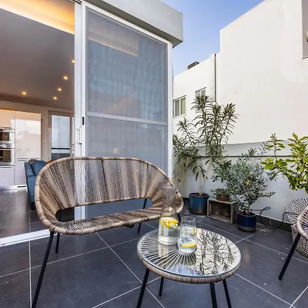 Vibrant Penthouse With Terrace St Julians Sleeps 4 Apartment *